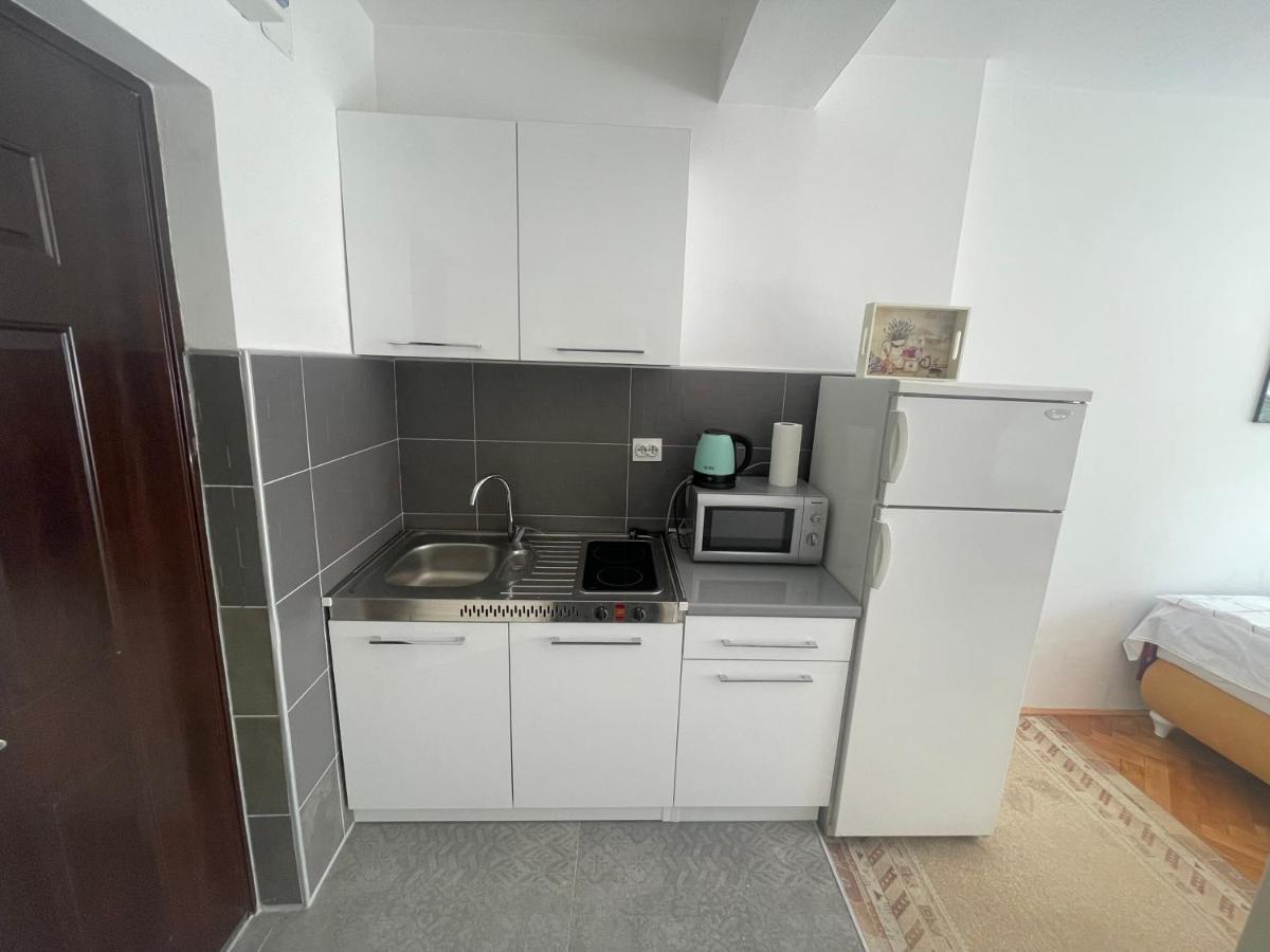 Studio Apartman Centar Zenica Exteriör bild